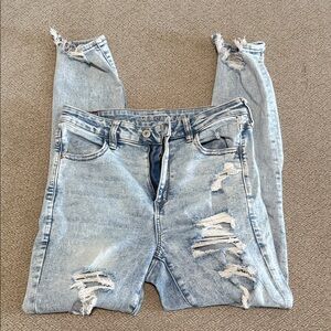 American Eagle Outfitters Light Blue Distressed Jeans